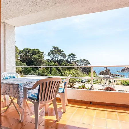 Sea View Balcony Apartment *