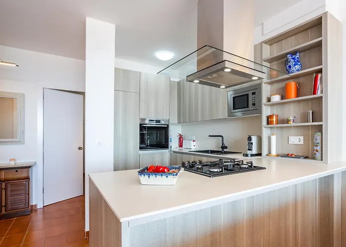 Sea View Balcony דירה